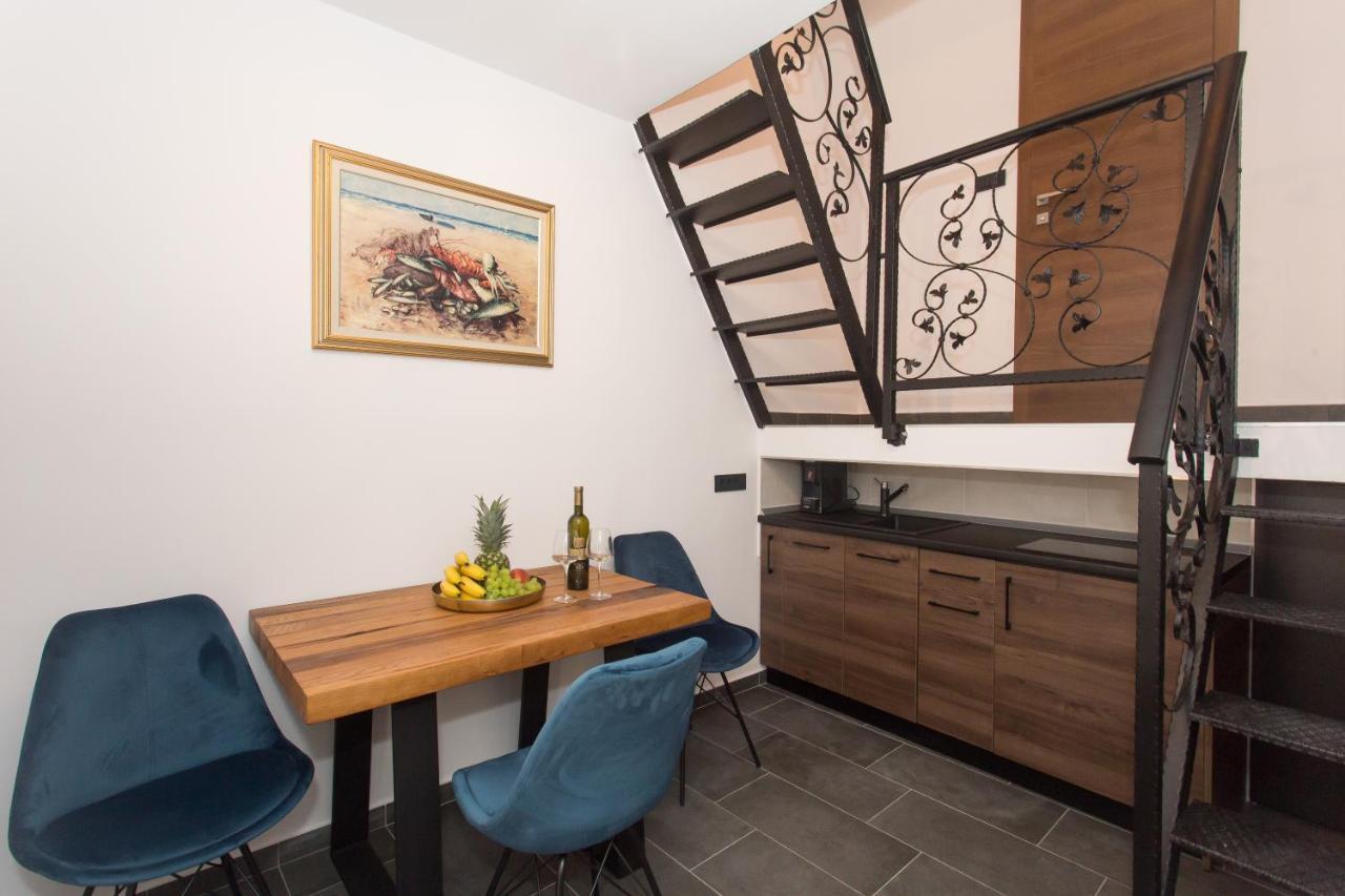 Amaizing Apartment Near Airport Kaštel Štafilić エクステリア 写真