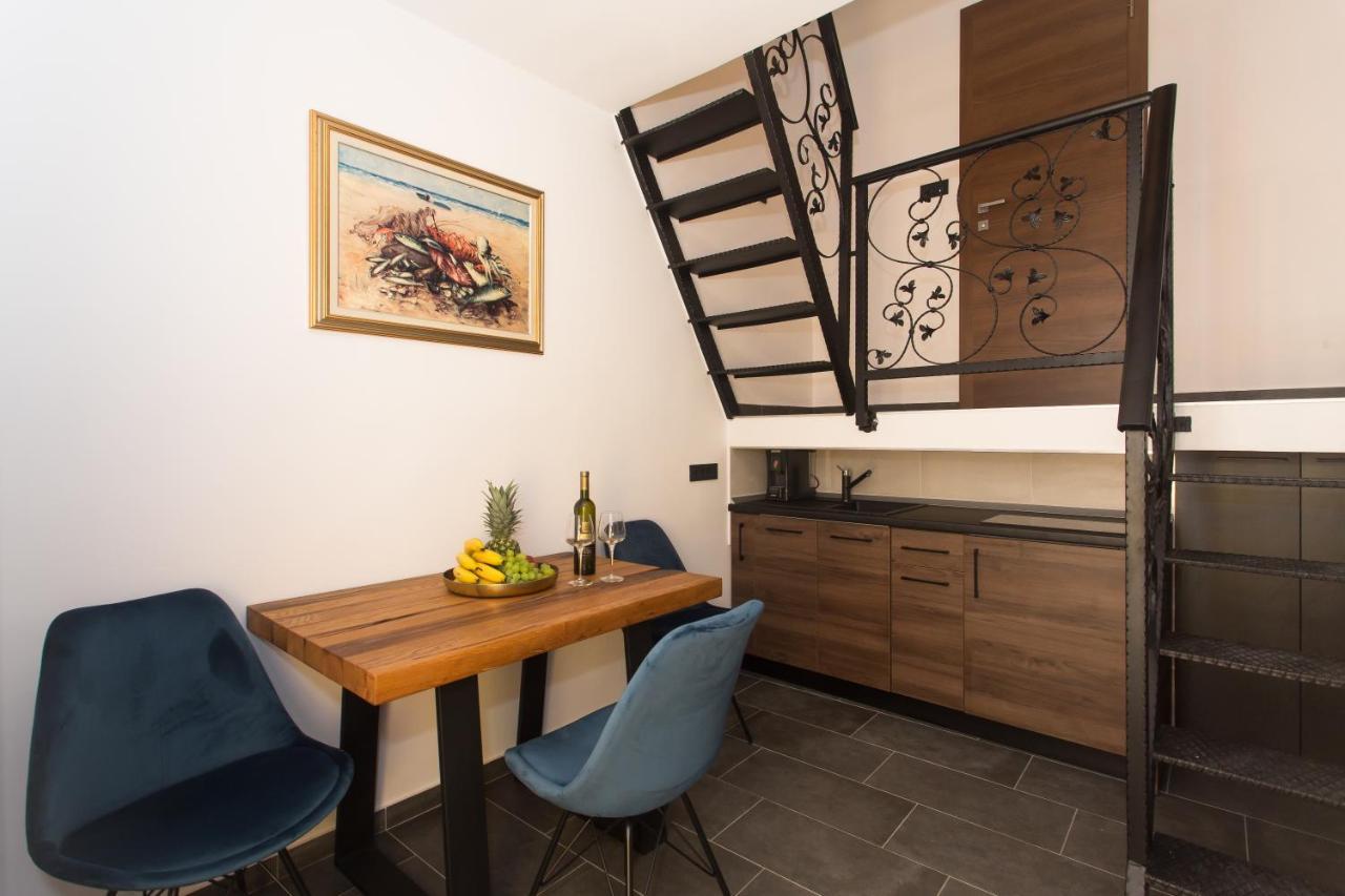 Amaizing Apartment Near Airport Kaštel Štafilić エクステリア 写真