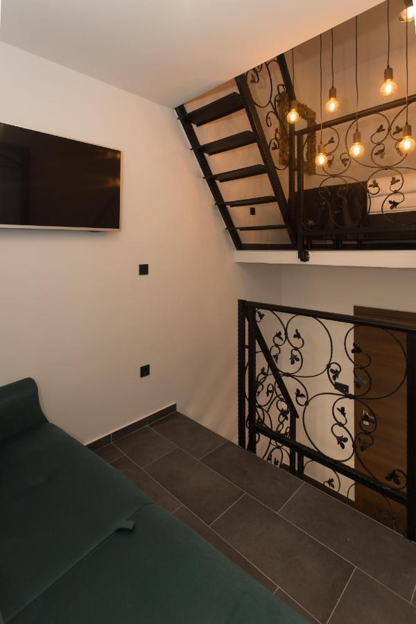 Amaizing Apartment Near Airport Kaštel Štafilić エクステリア 写真